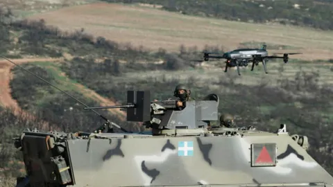 Yunanistan'dan Fransa, İtalya ve GKRY ile ortak tatbikat