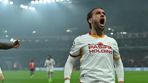 Yunus Akgün öyle bir gol attı ki! Galatasaray tarihine geçti