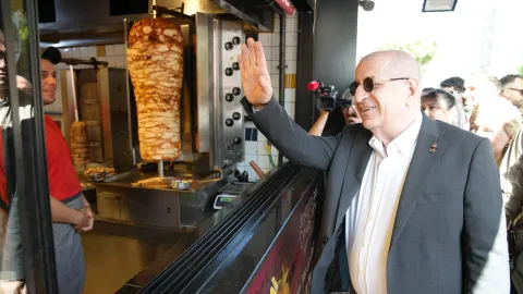 Zafer Partisi Lideri Özdağ İskenderun'daydı