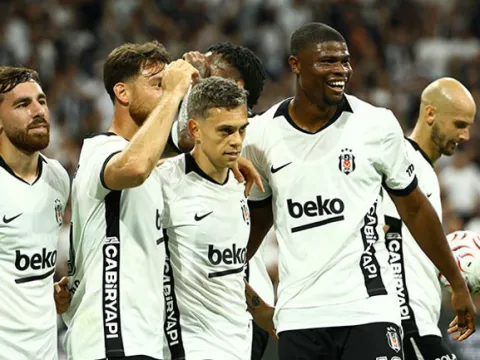 Les Ferdinand'dan Vlahovic ve Salah övgüsü! - fotoğraf 3