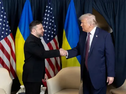 Kiev karanlığa gömüldü - fotoğraf 1