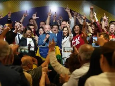Vucic iktidarı kaybetti! Sırbistan'da öğrenci liderliği zafer ilan etti - fotoğraf 1