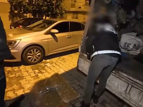 Yemek kuryesi süsü verdiler, uyuşturucuyu bulaşık makinesine gizlediler: İstanbul'da operasyon - fotoğraf 5
