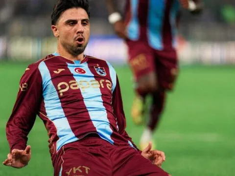 "Eşime ve çocuğuma gol sözü vermiştim" - fotoğraf 2