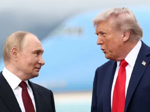 1,5 saat sürdü, ikisi de telefonu kapatmak istemedi. Putin ve Trump ne konuştu? - fotoğraf 1