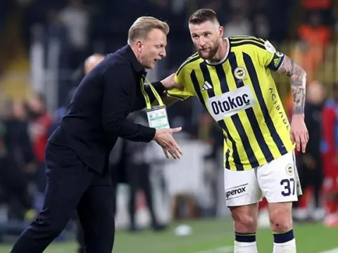Dirk Kuyt: Büyük hayal kırıklığı yaşıyorum - fotoğraf 2